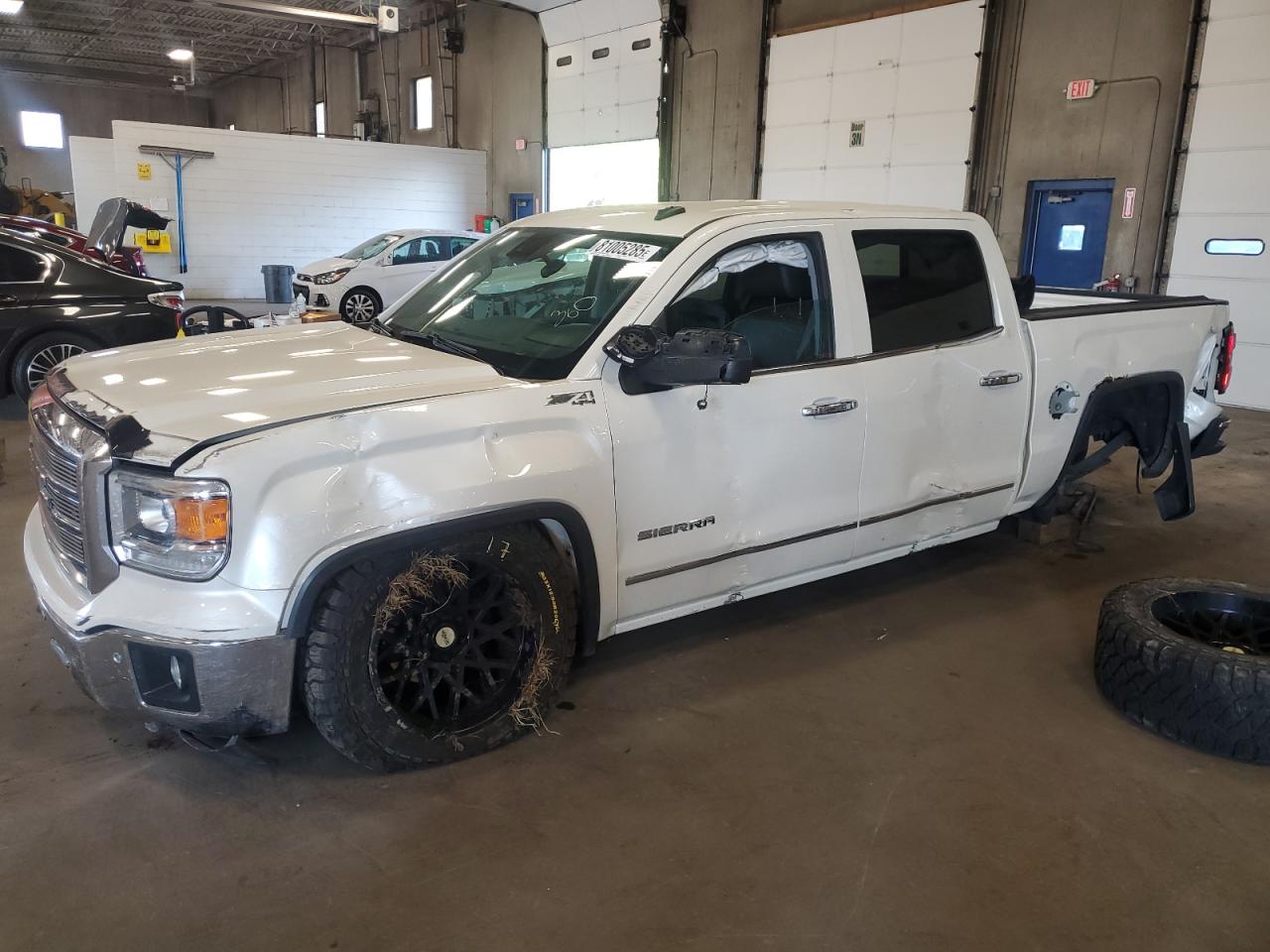 GMC SIERRA 1500 K1500 SLT