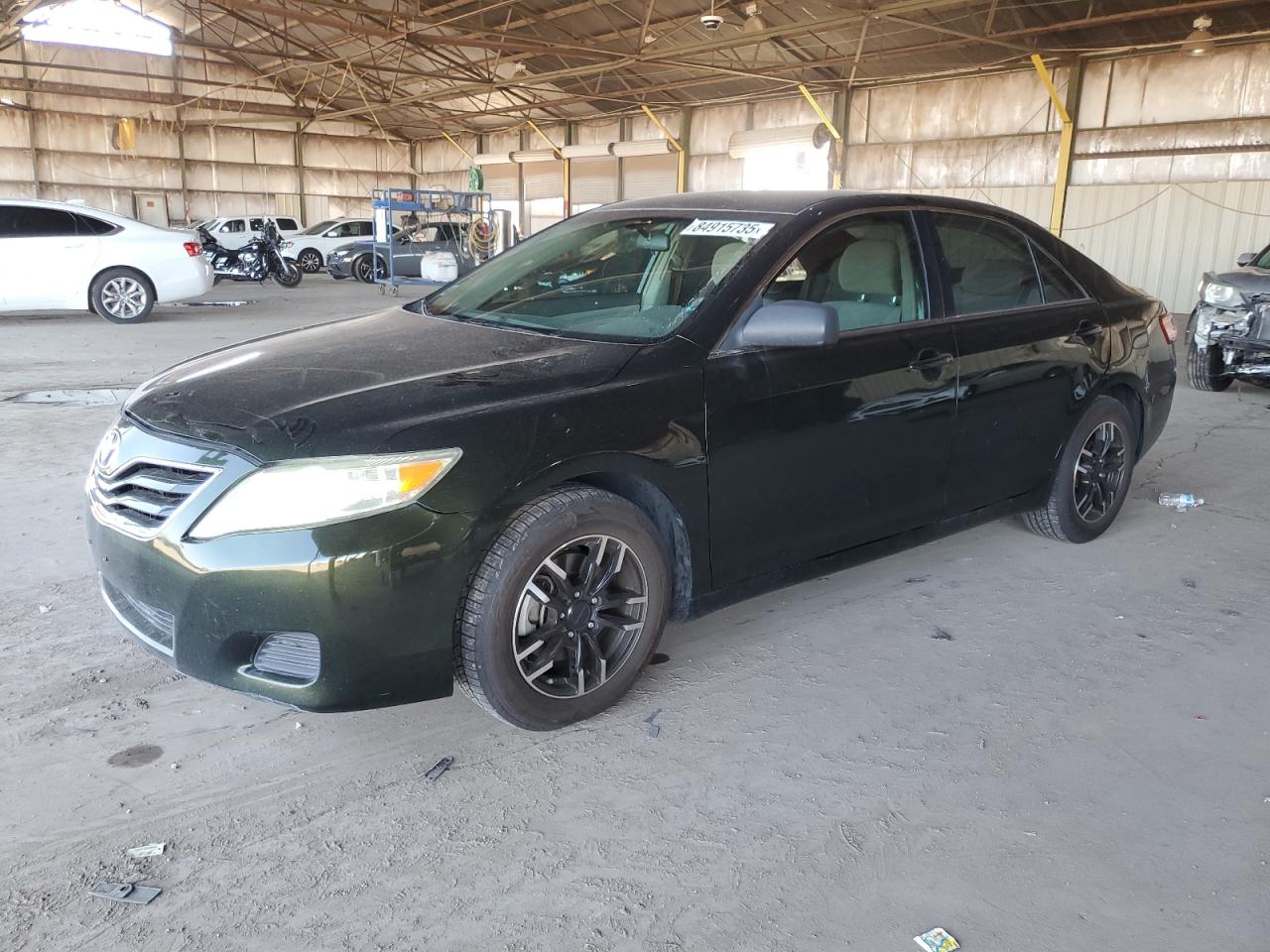 TOYOTA CAMRY BASE
