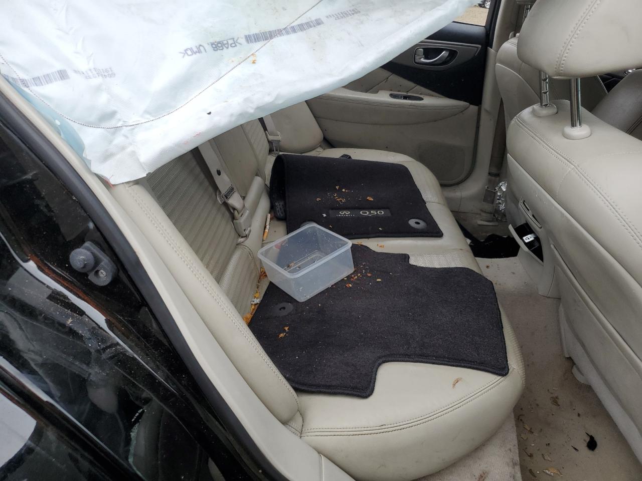 INFINITI Q50 PREMIUM