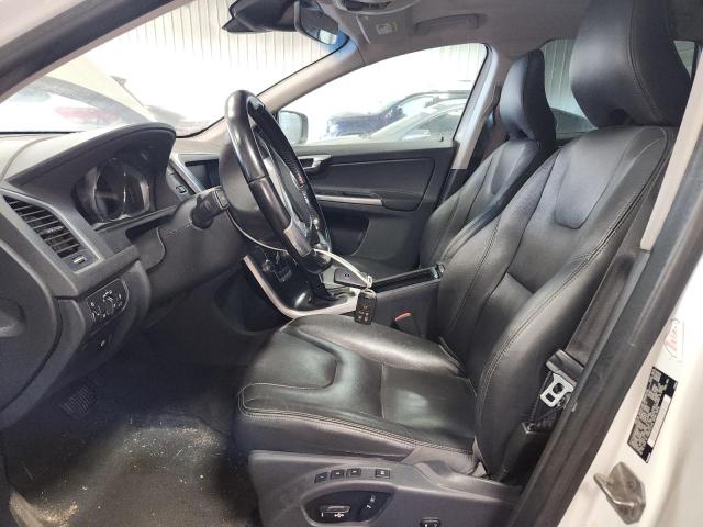 2016 VOLVO XC60 T5 PR YV4612RK8G2782390