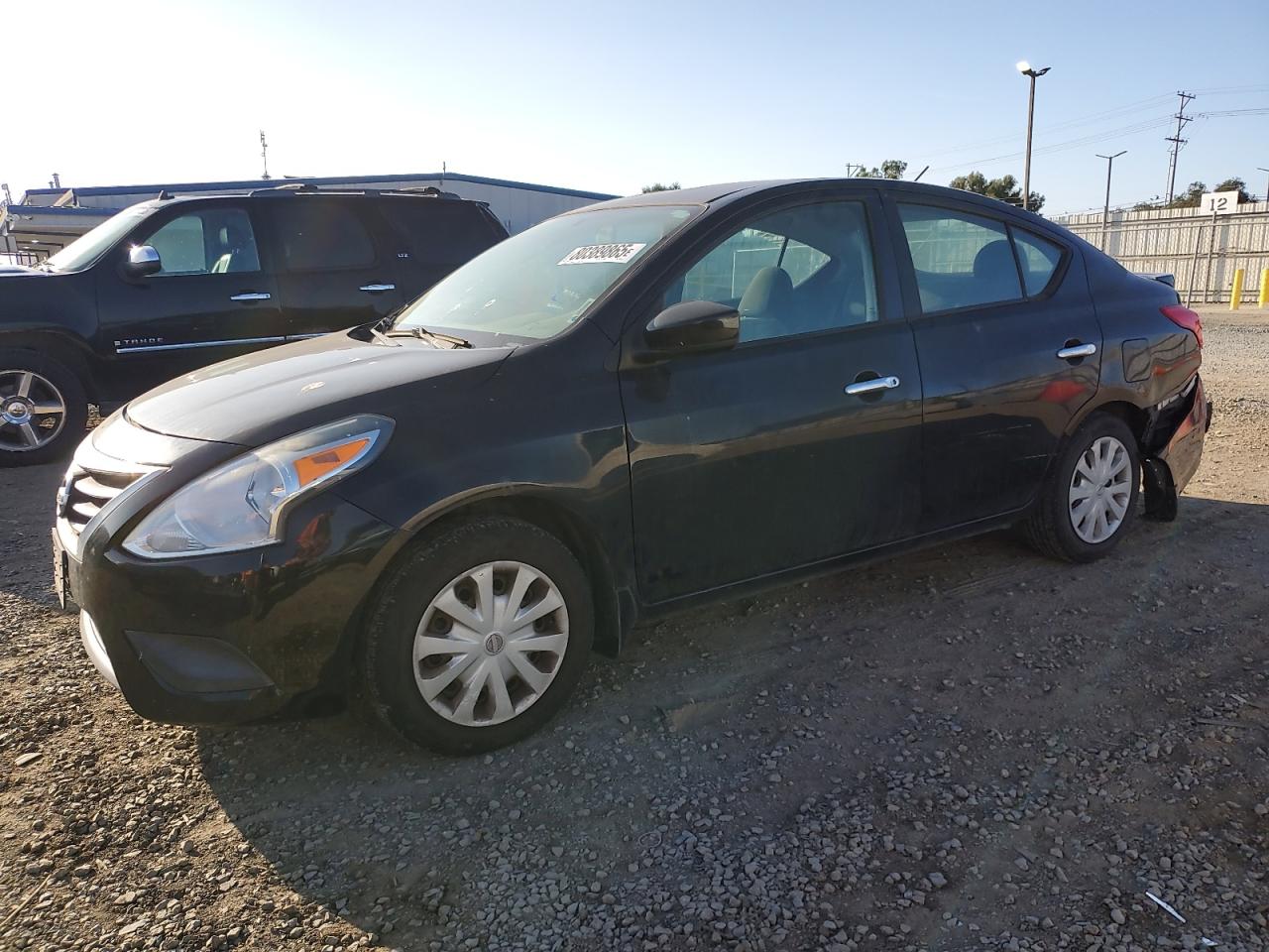 NISSAN VERSA S