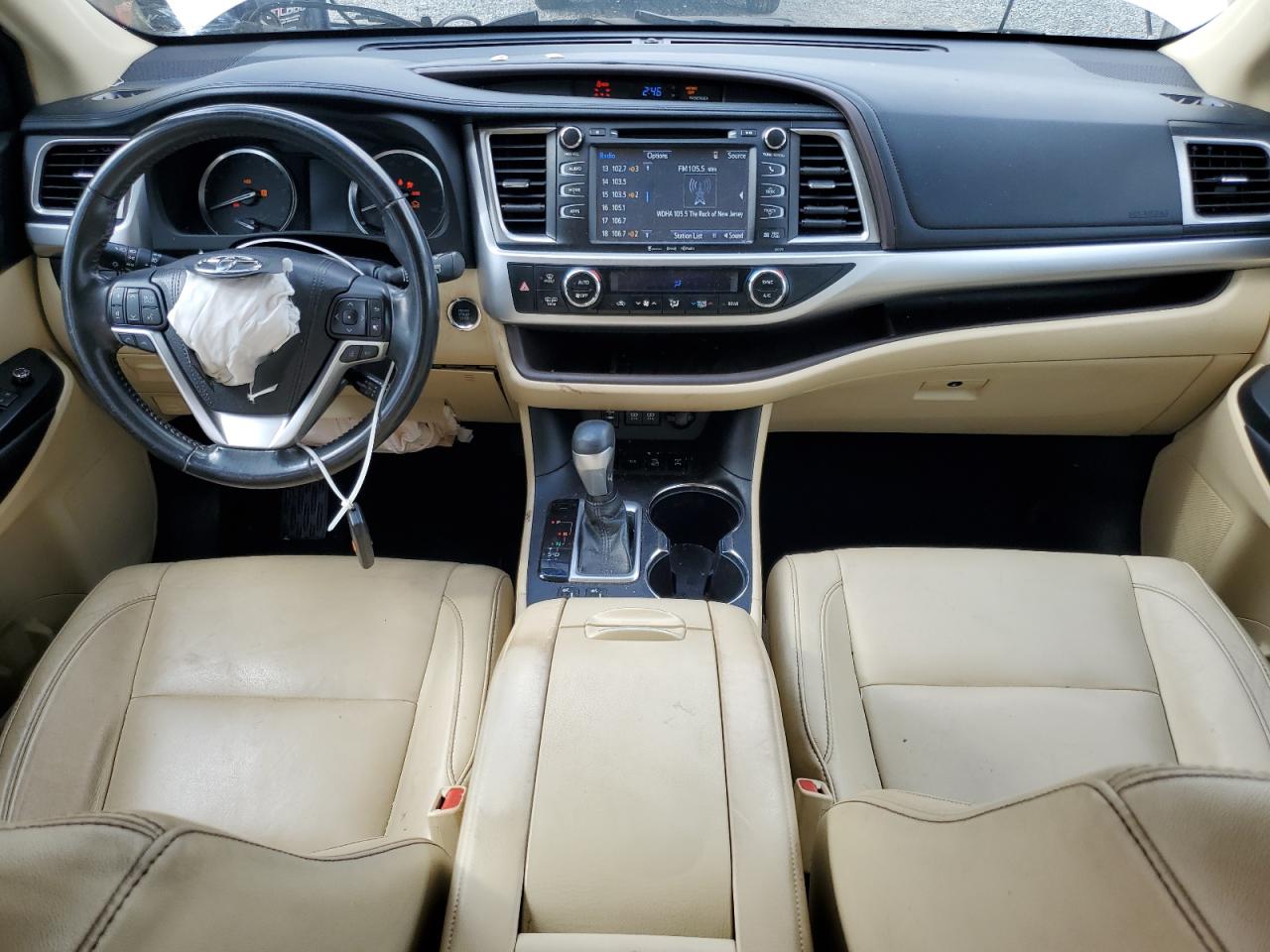 TOYOTA HIGHLANDER SE