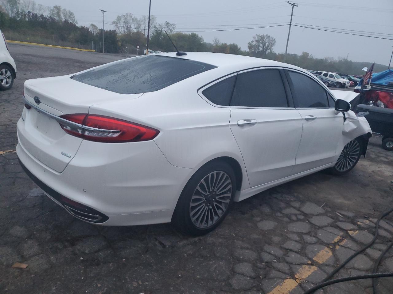 FORD FUSION SE