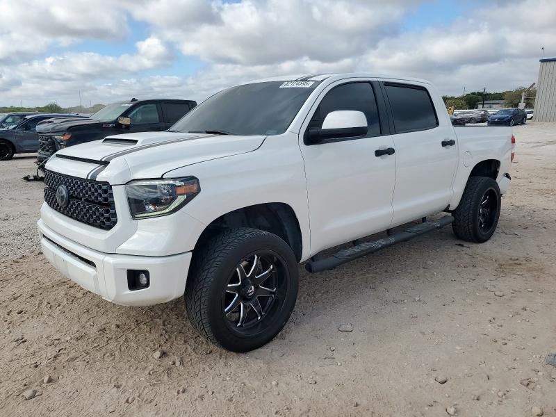 TOYOTA TUNDRA CREWMAX SR5
