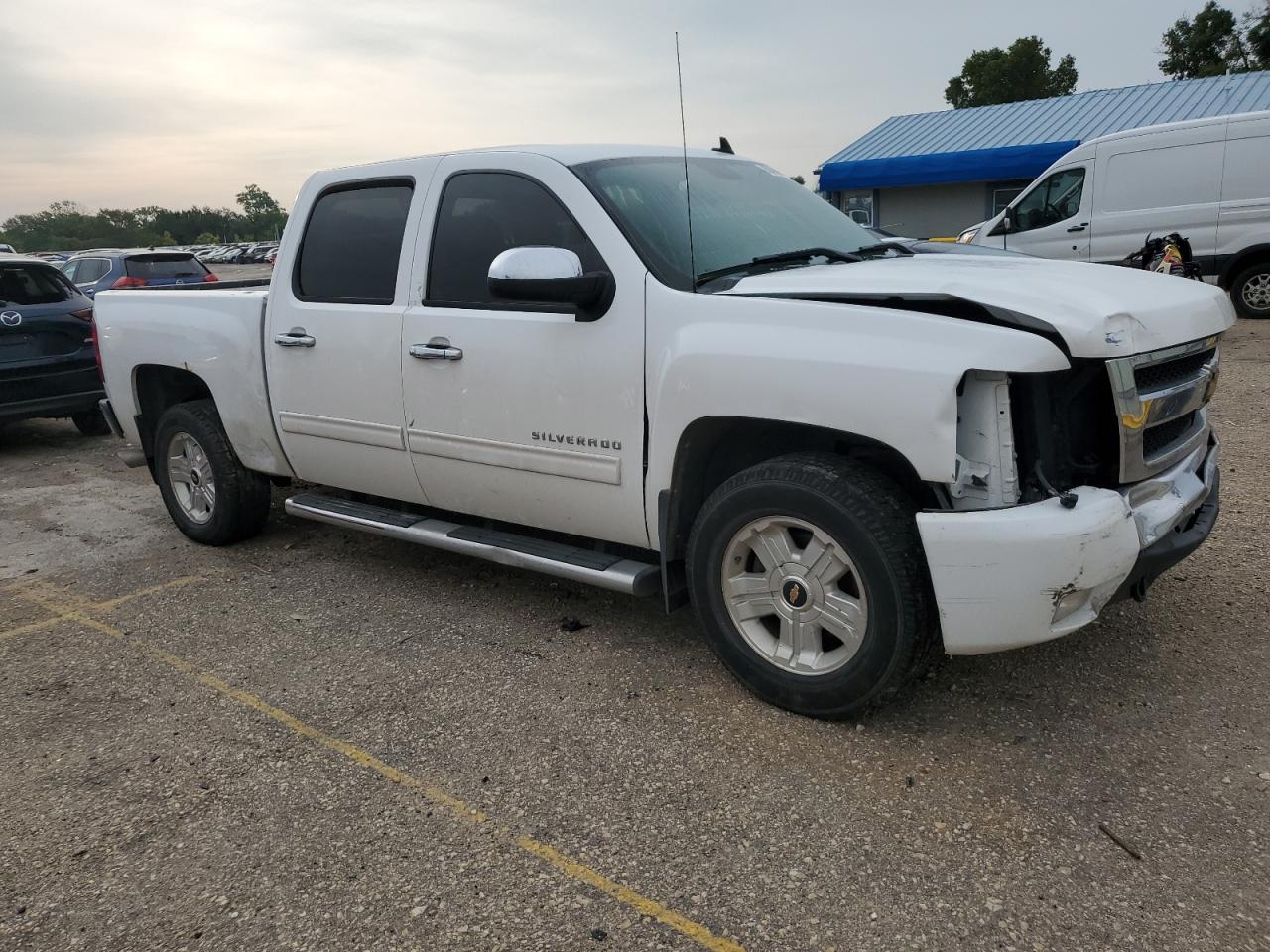 CHEVROLET SILVERADO K1500 LT