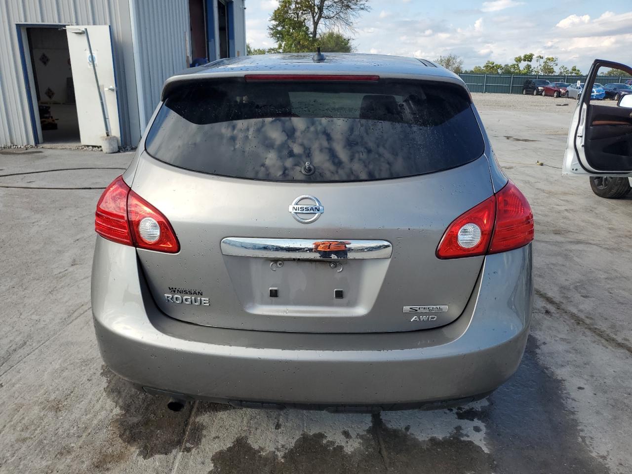 NISSAN ROGUE S