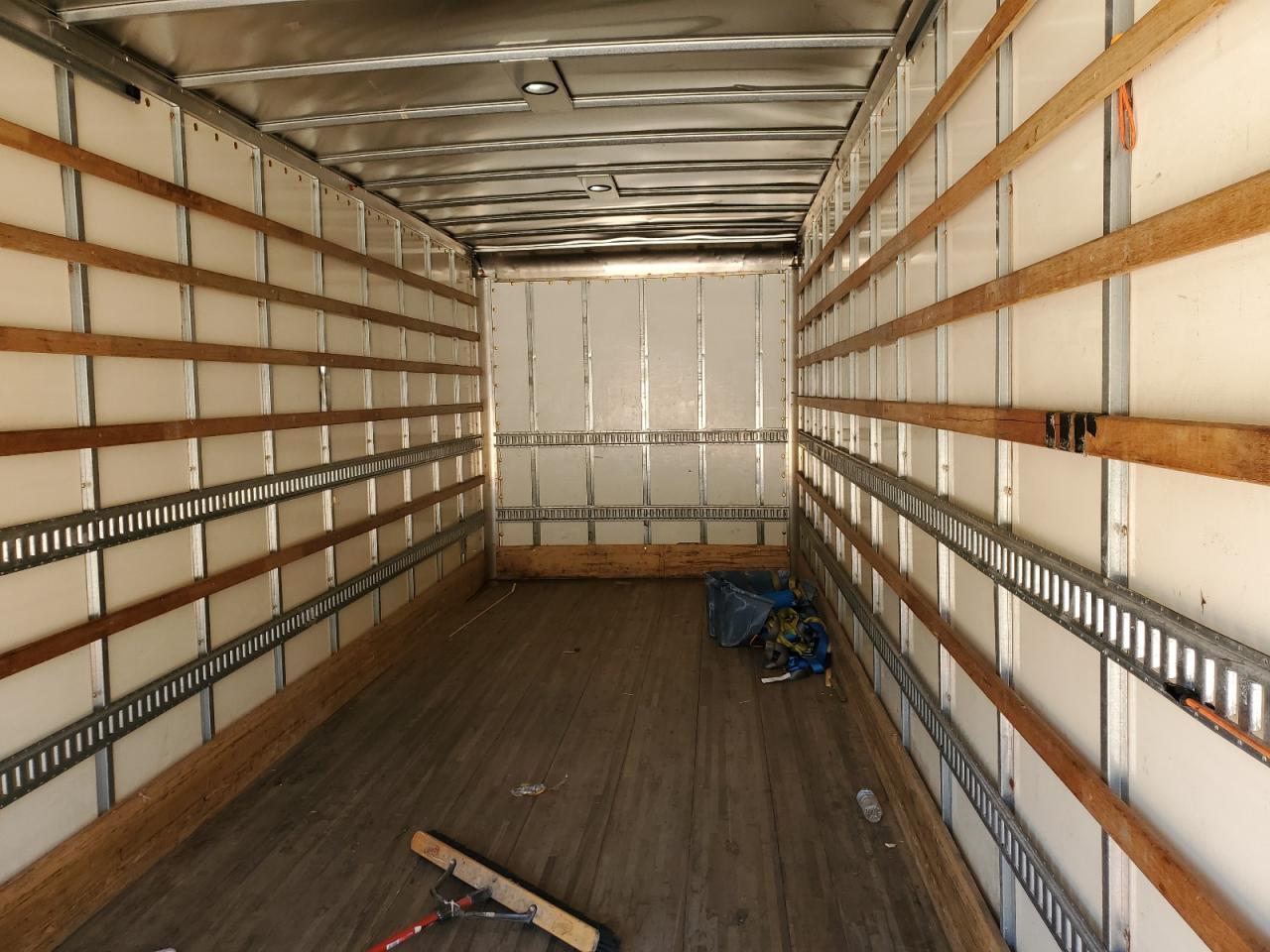 Lot #3291182967 2019 INTERNATIONAL 4000 4300