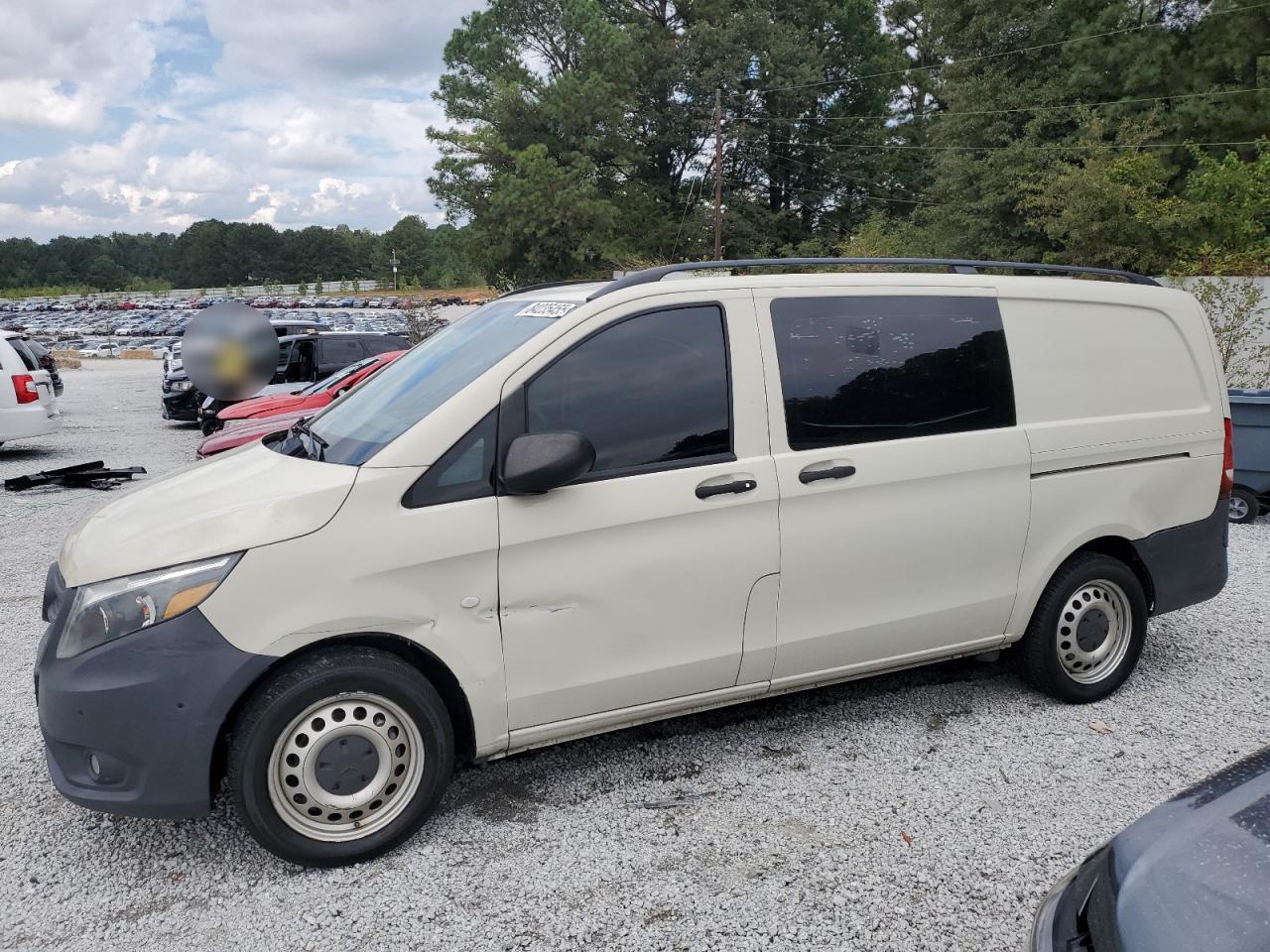 MERCEDES-BENZ METRIS