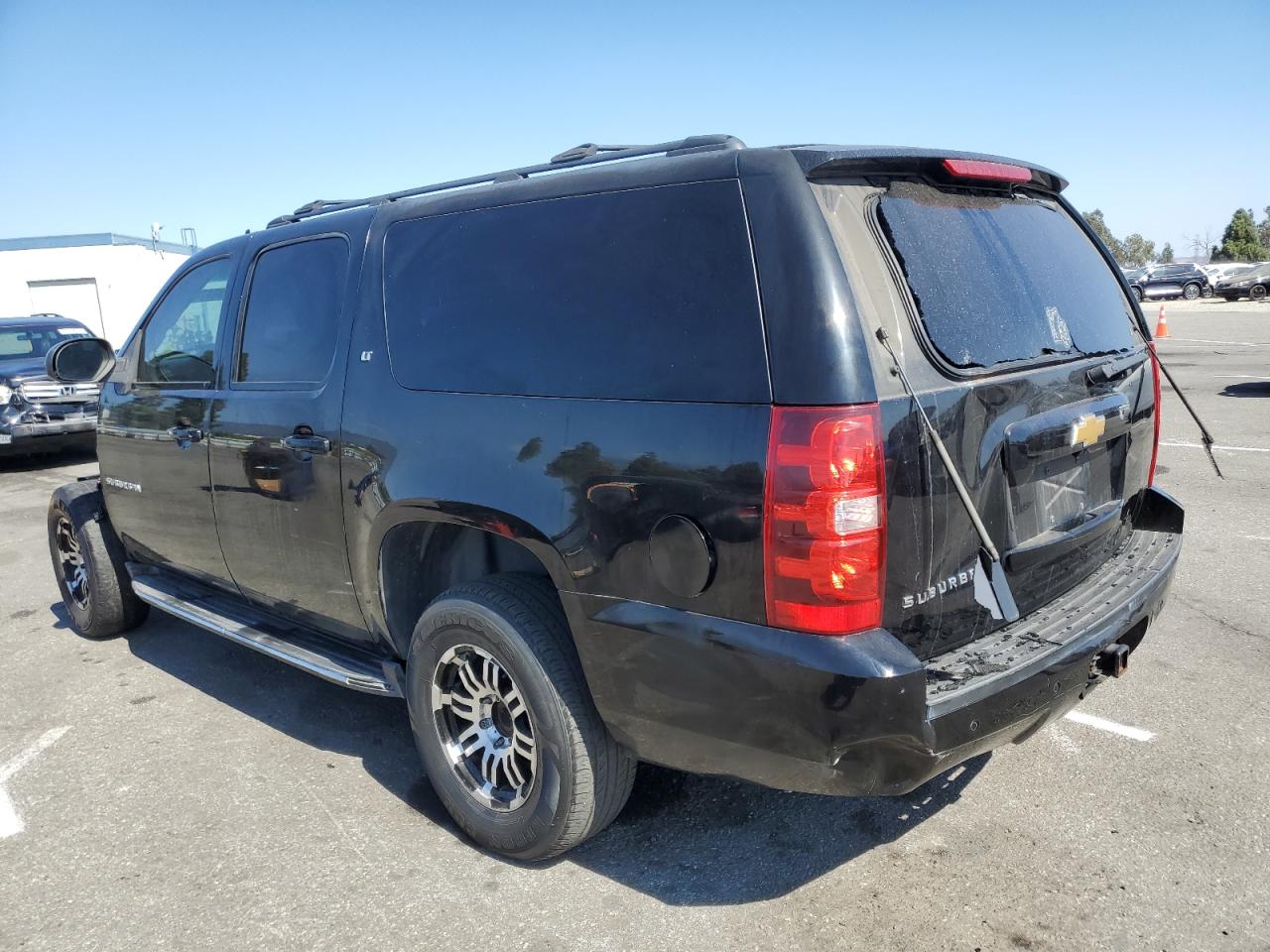 CHEVROLET SUBURBAN C1500 LT