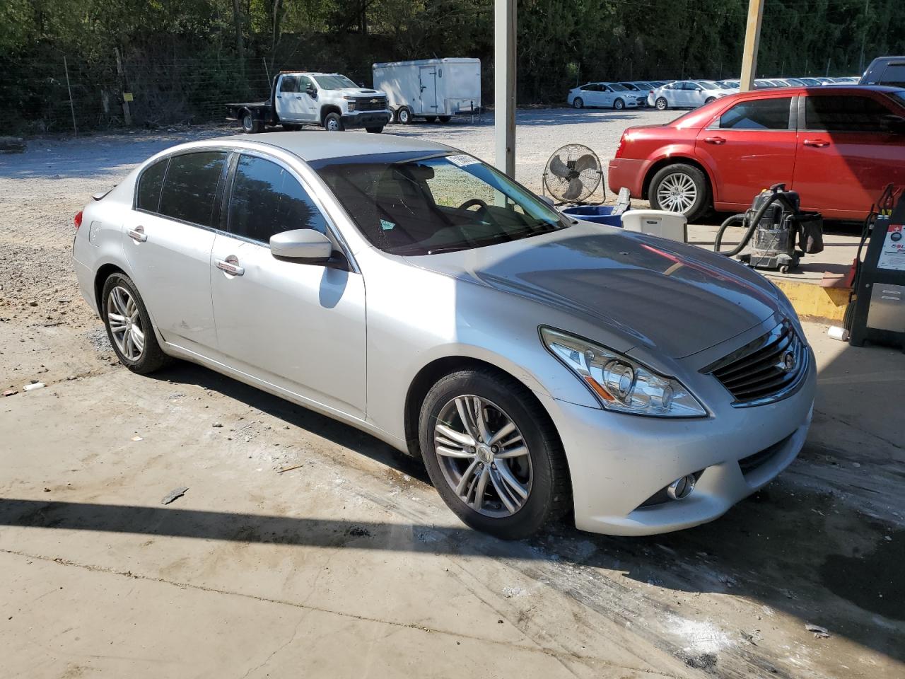 INFINITI G37 BASE