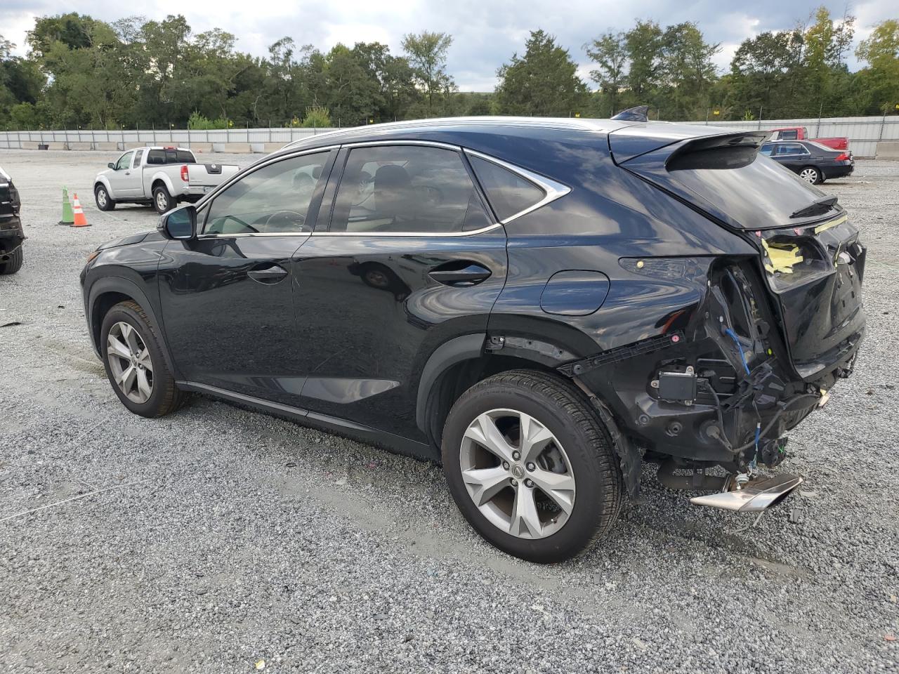 LEXUS NX 200T BASE