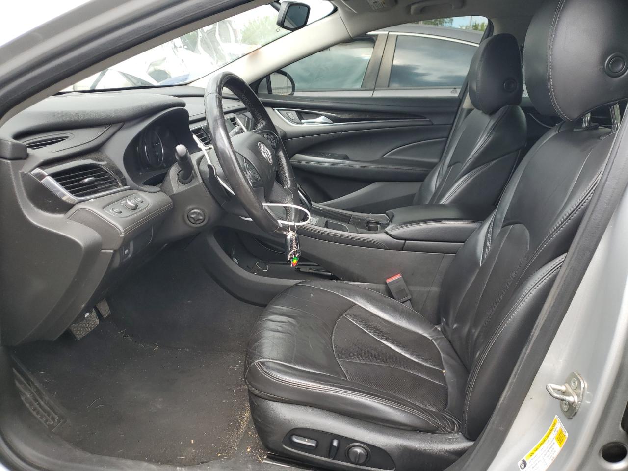 BUICK LACROSSE ESSENCE