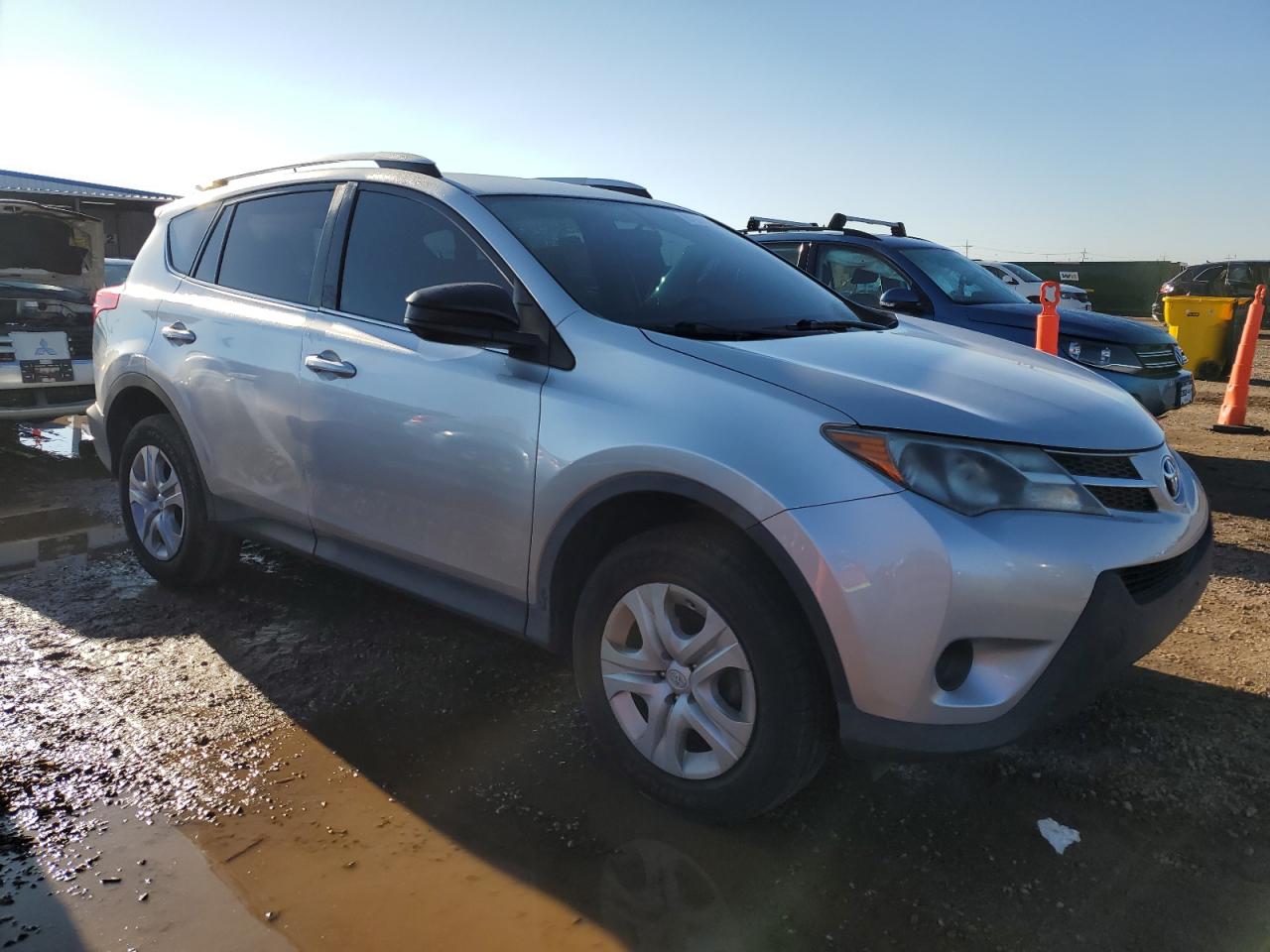 TOYOTA RAV4 LE