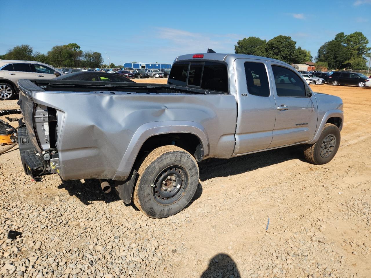 TOYOTA TACOMA ACCESS CAB