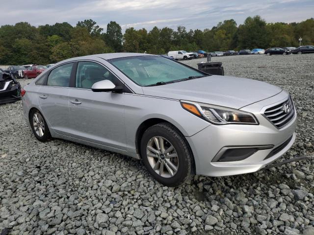 2016 HYUNDAI SONATA SE 5NPE24AF9GH304127
