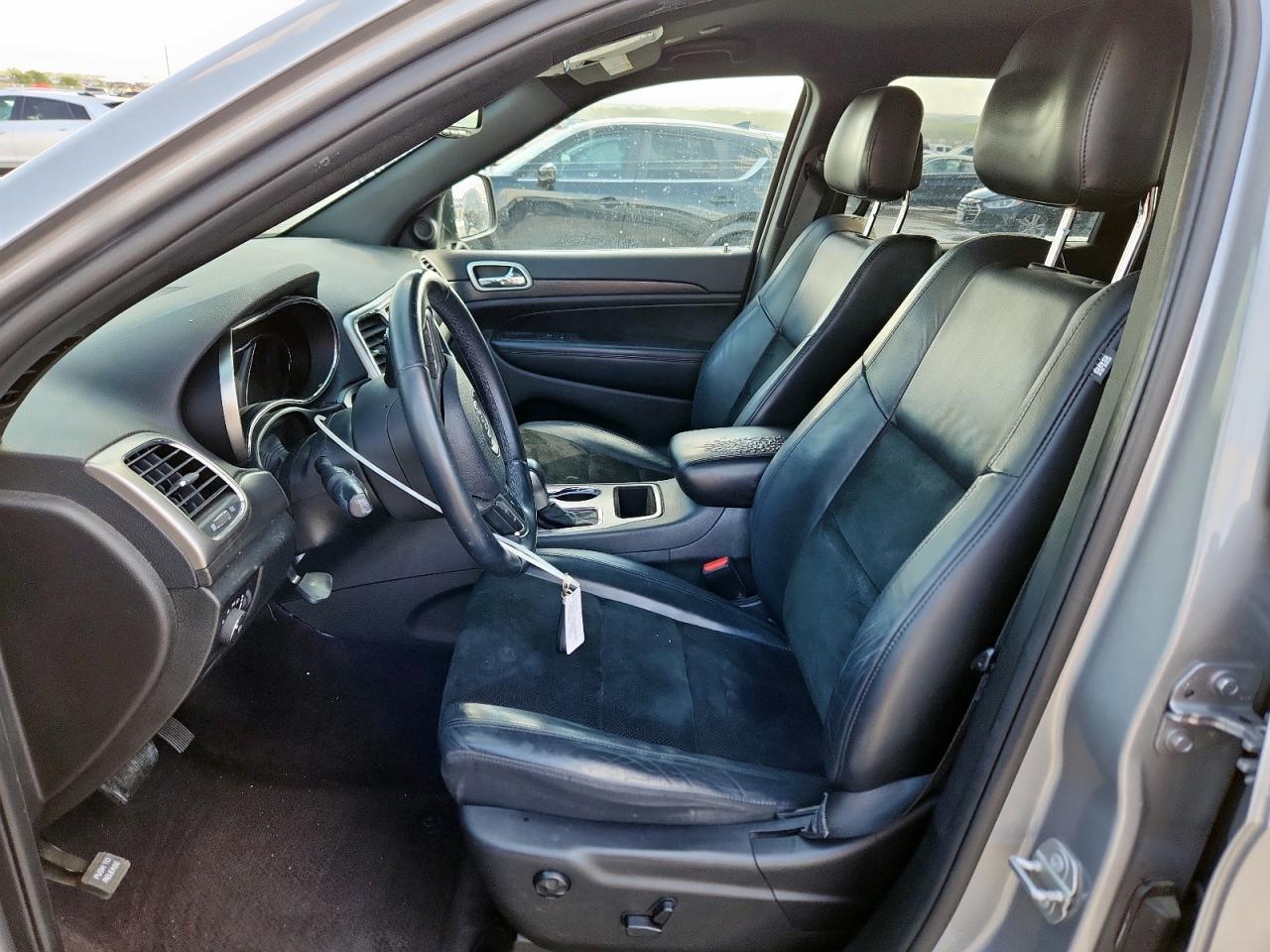 JEEP GRAND CHEROKEE LAREDO