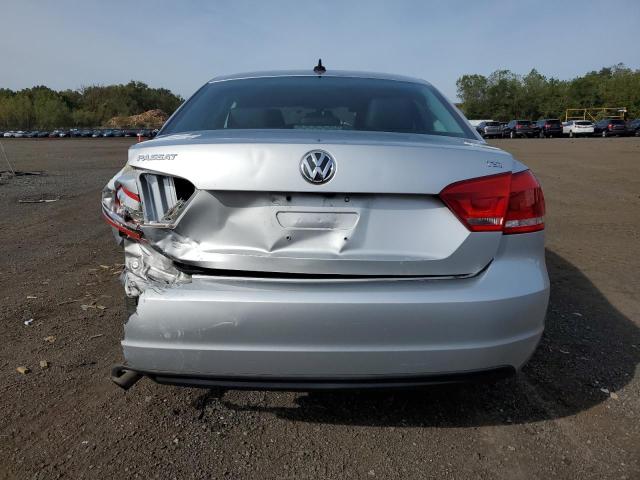 2015 VOLKSWAGEN PASSAT S 1VWAT7A3XFC096611