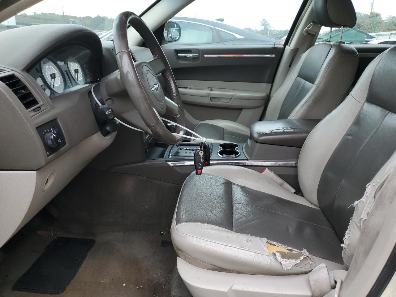 Lot #3280358966 2008 CHRYSLER 300 TOURIN