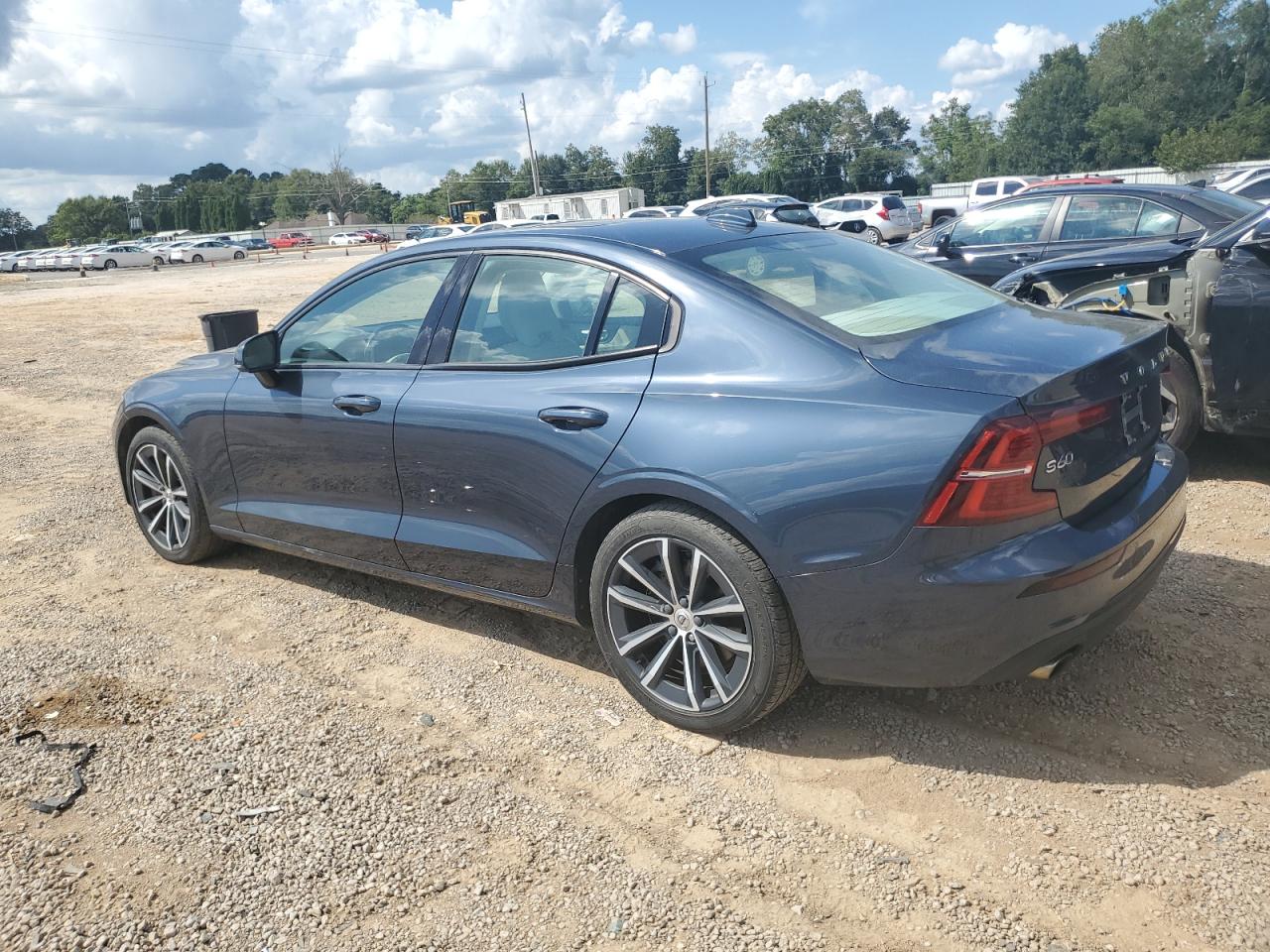 VOLVO S60 T6 MOMENTUM