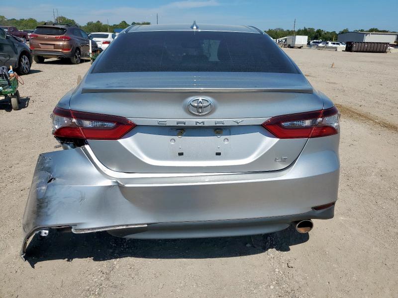 2022 TOYOTA CAMRY LE 4T1R11AK0NU058731
