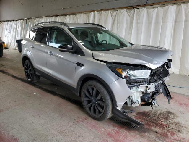 2017 FORD ESCAPE TIT - 1FMCU9J92HUA77942