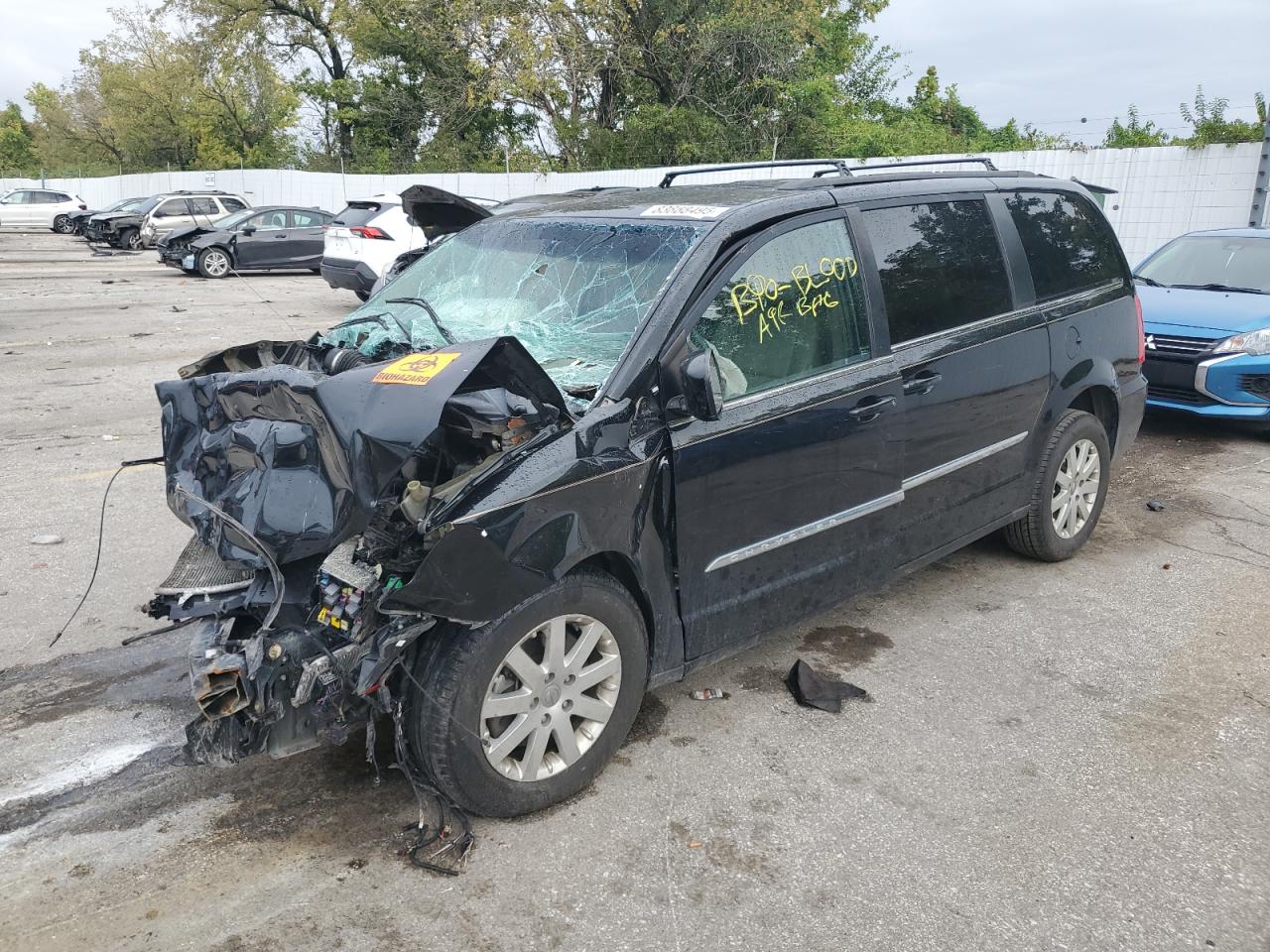 CHRYSLER TOWN & COUNTRY TOURING