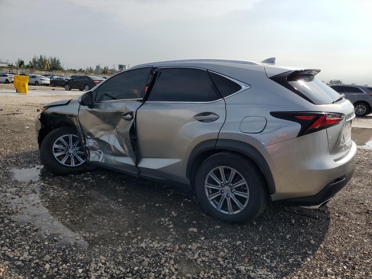 LEXUS NX 200T BASE