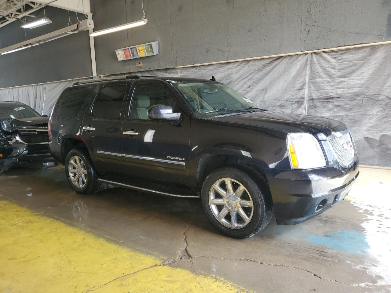 GMC YUKON DENALI