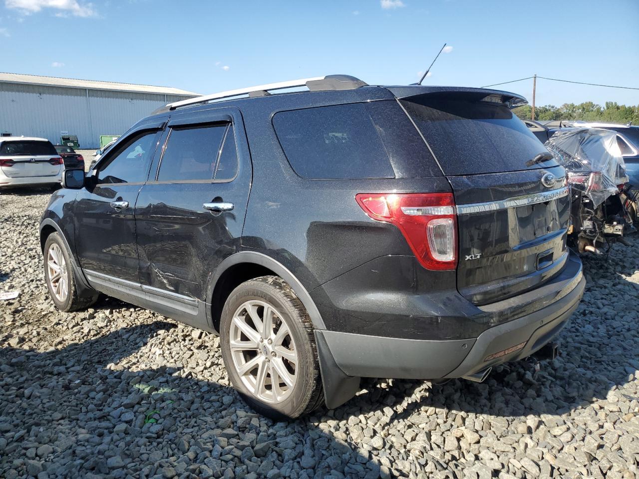 FORD EXPLORER XLT