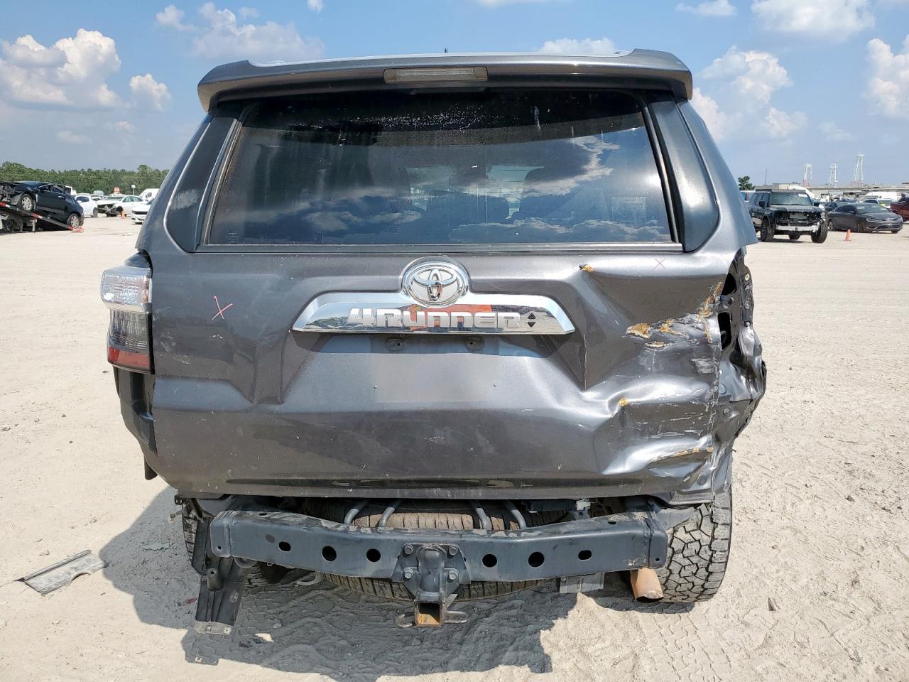TOYOTA 4RUNNER SR5/SR5 PREMIUM