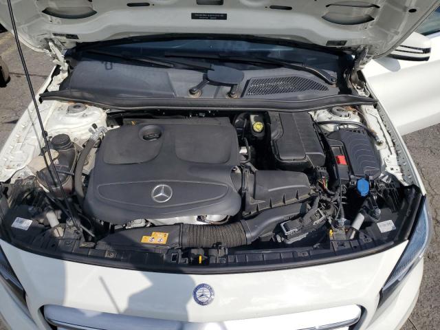 2017 MERCEDES-BENZ GLA 250 4M WDCTG4GB7HJ340382