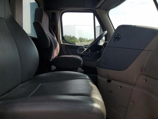 2015 FREIGHTLINER CASCADIA 1 #3239988484