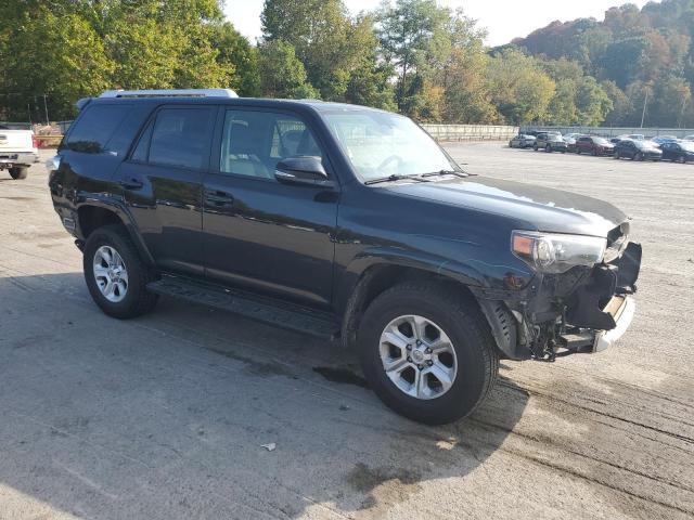 2018 TOYOTA 4RUNNER SR JTEBU5JR5J5487977