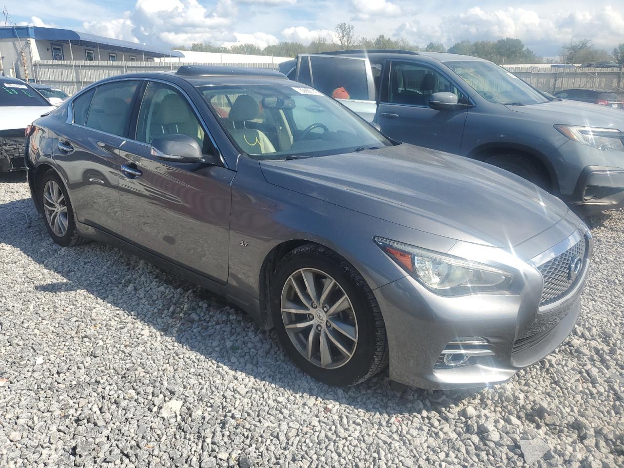 INFINITI Q50 BASE