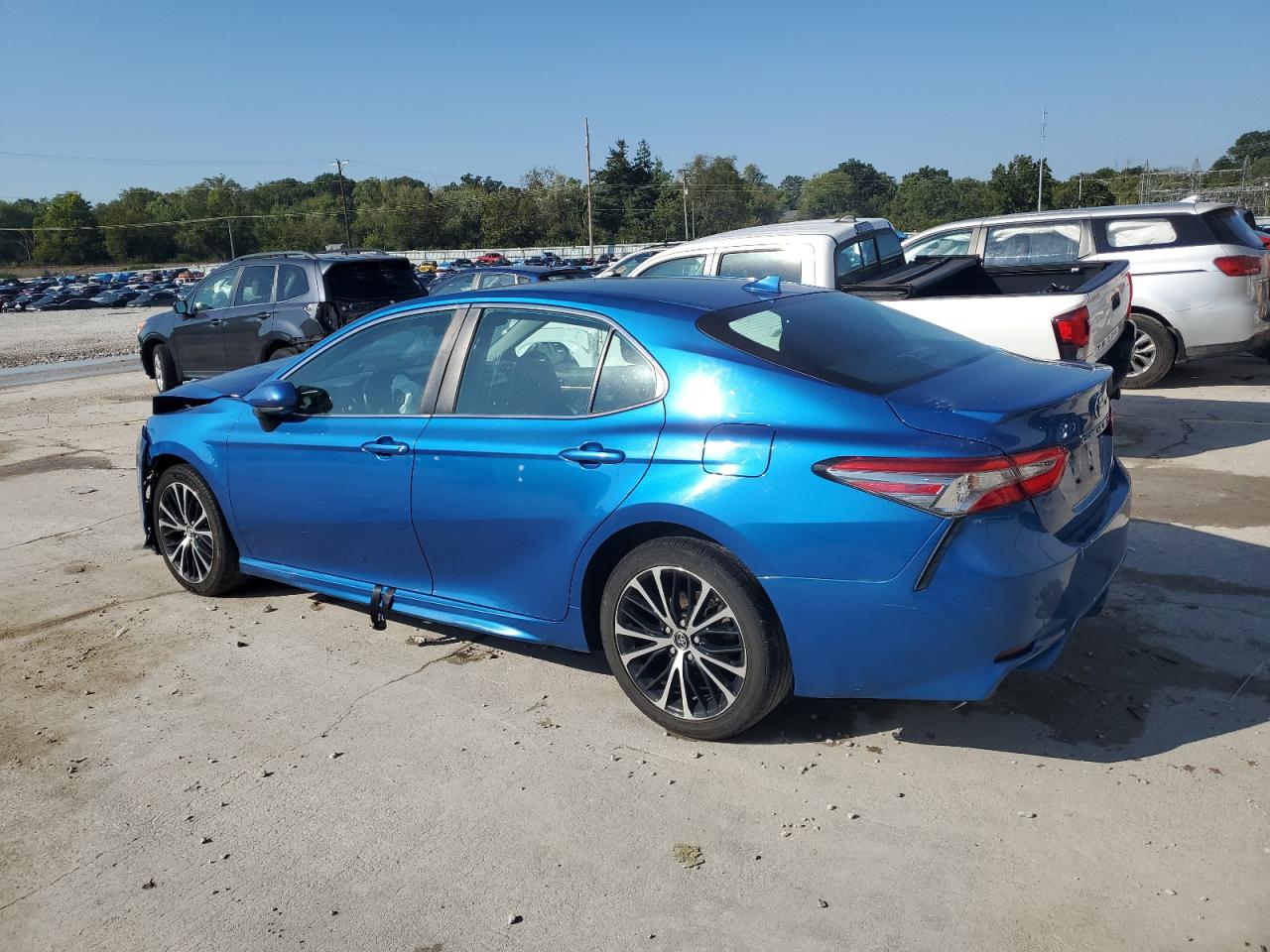 TOYOTA CAMRY L