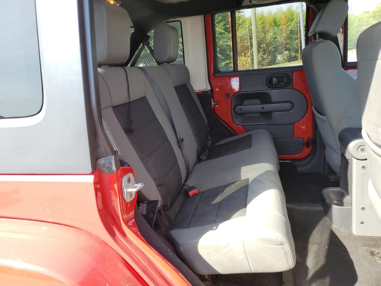 JEEP WRANGLER SAHARA