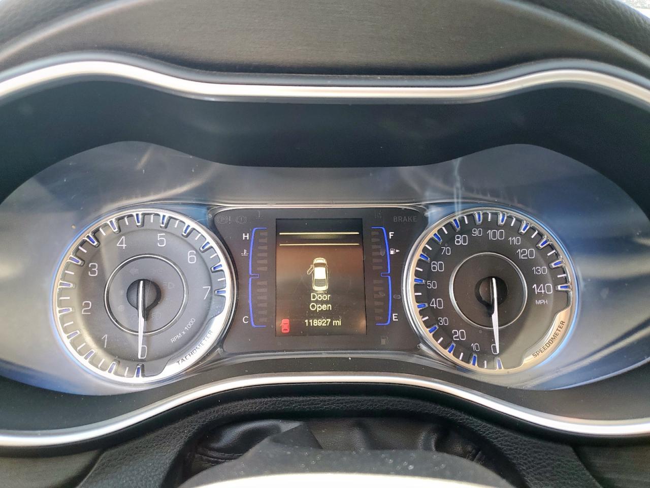 CHRYSLER 200 LIMITED