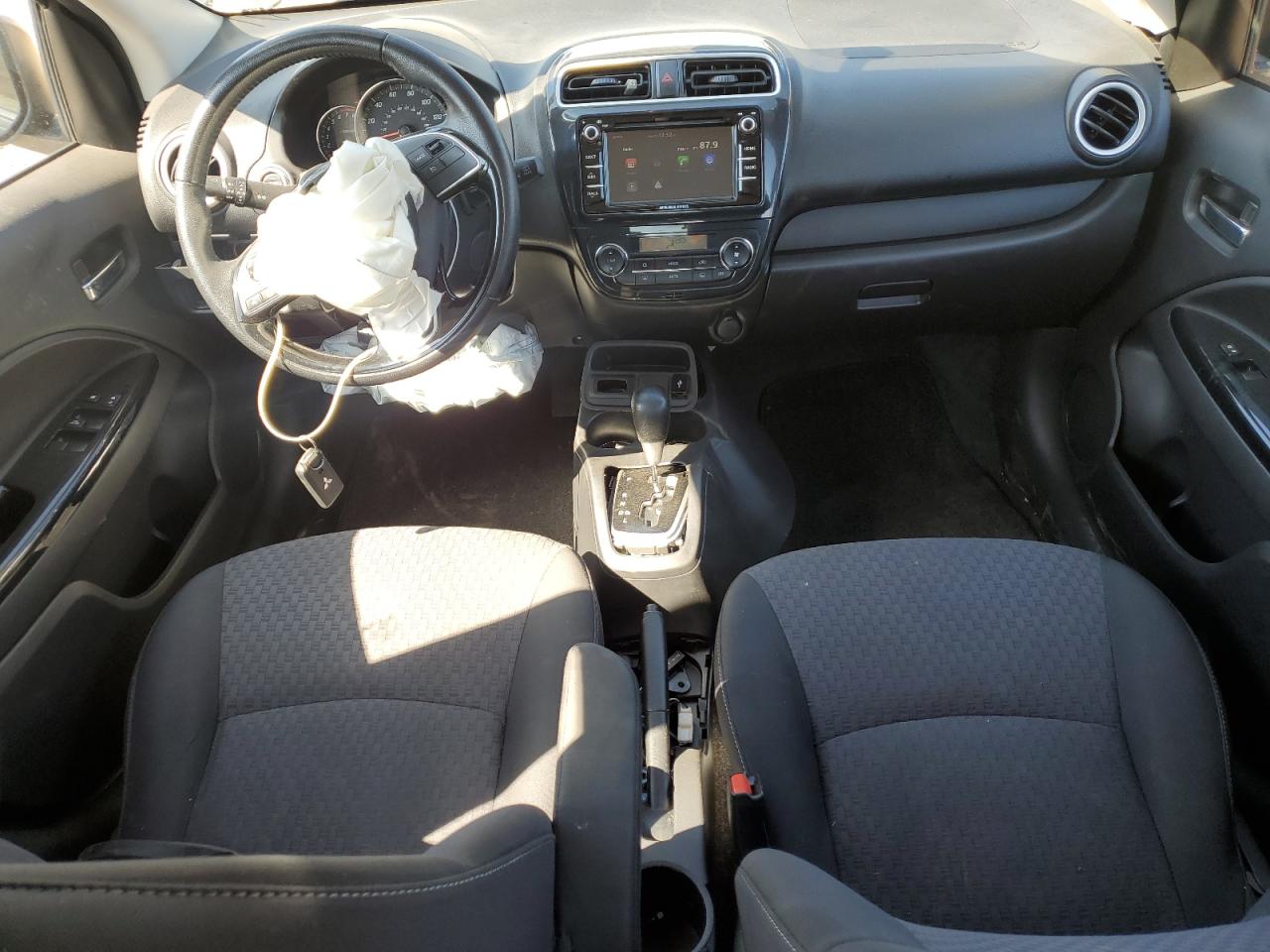 MITSUBISHI MIRAGE SE