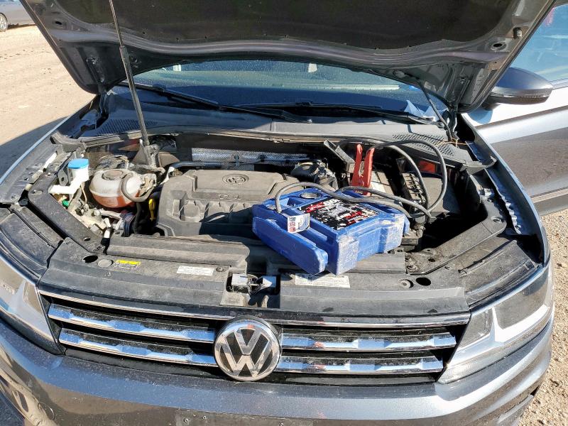 2018 VOLKSWAGEN TIGUAN SE 3VV3B7AX9JM170529