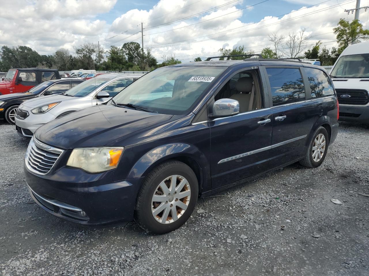 CHRYSLER TOWN & COUNTRY TOURING L