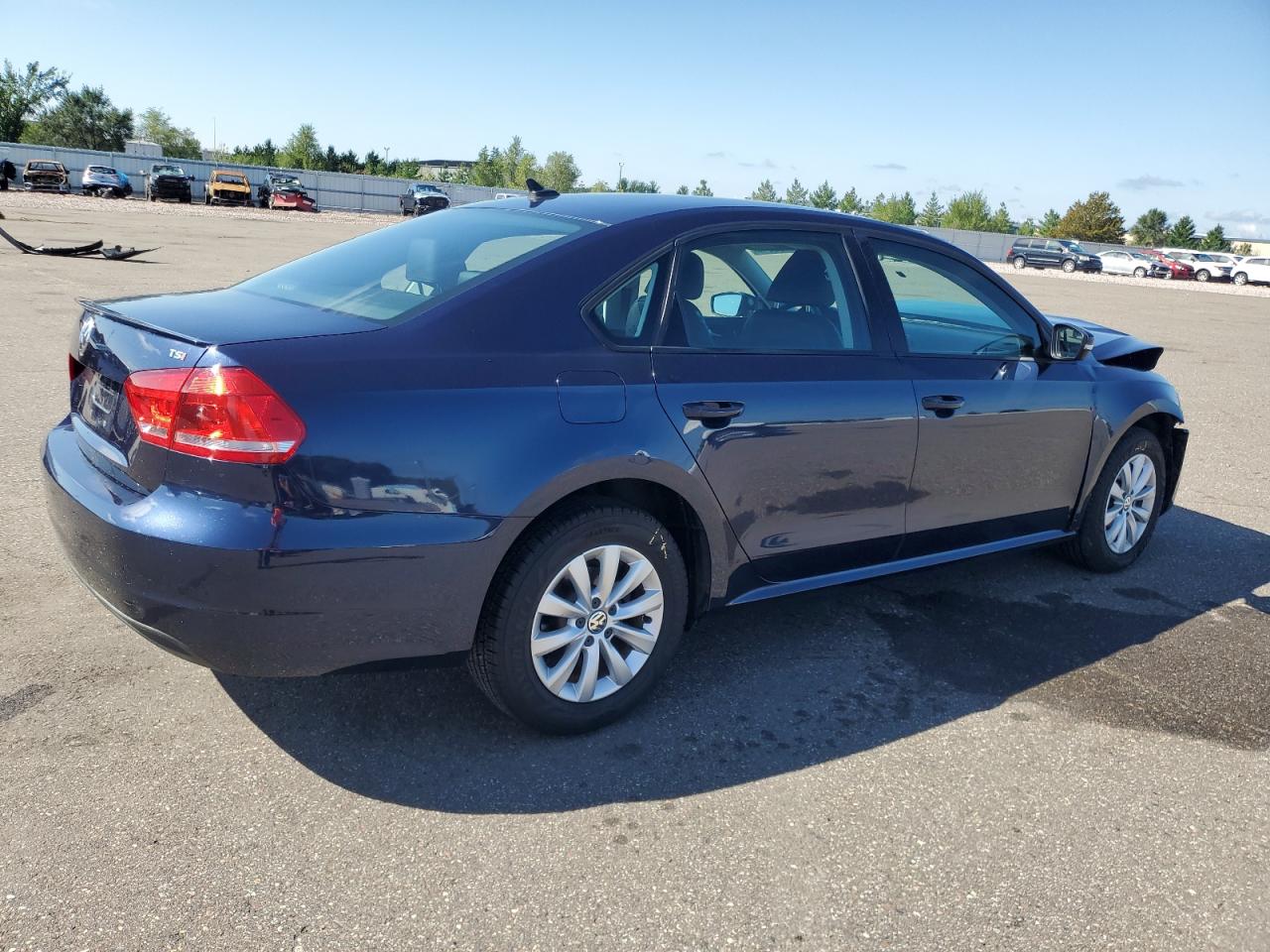 VOLKSWAGEN PASSAT S
