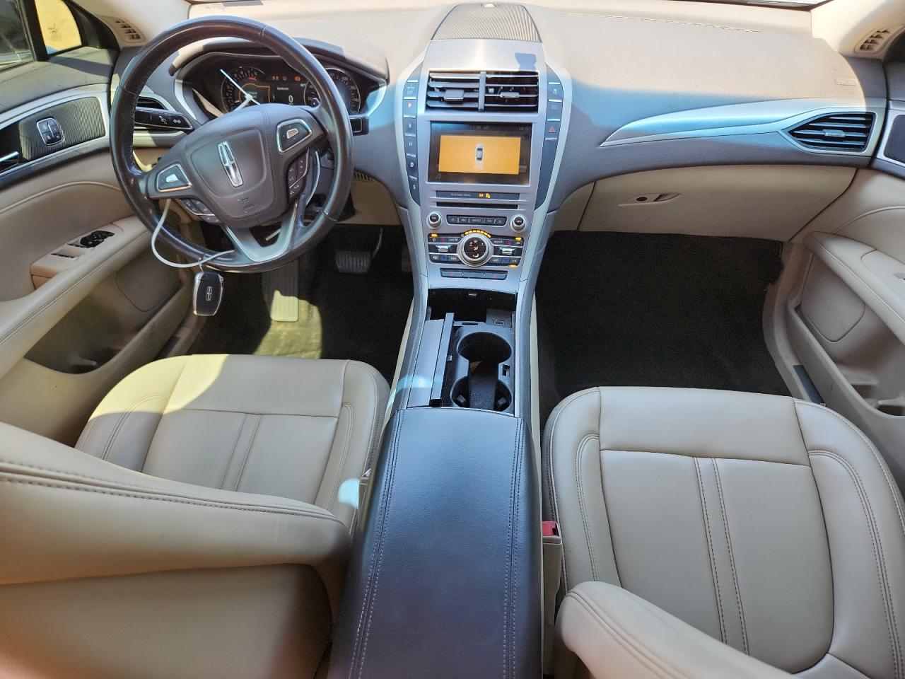 LINCOLN MKZ PREMIERE