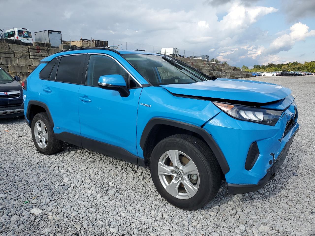 TOYOTA RAV4 LE