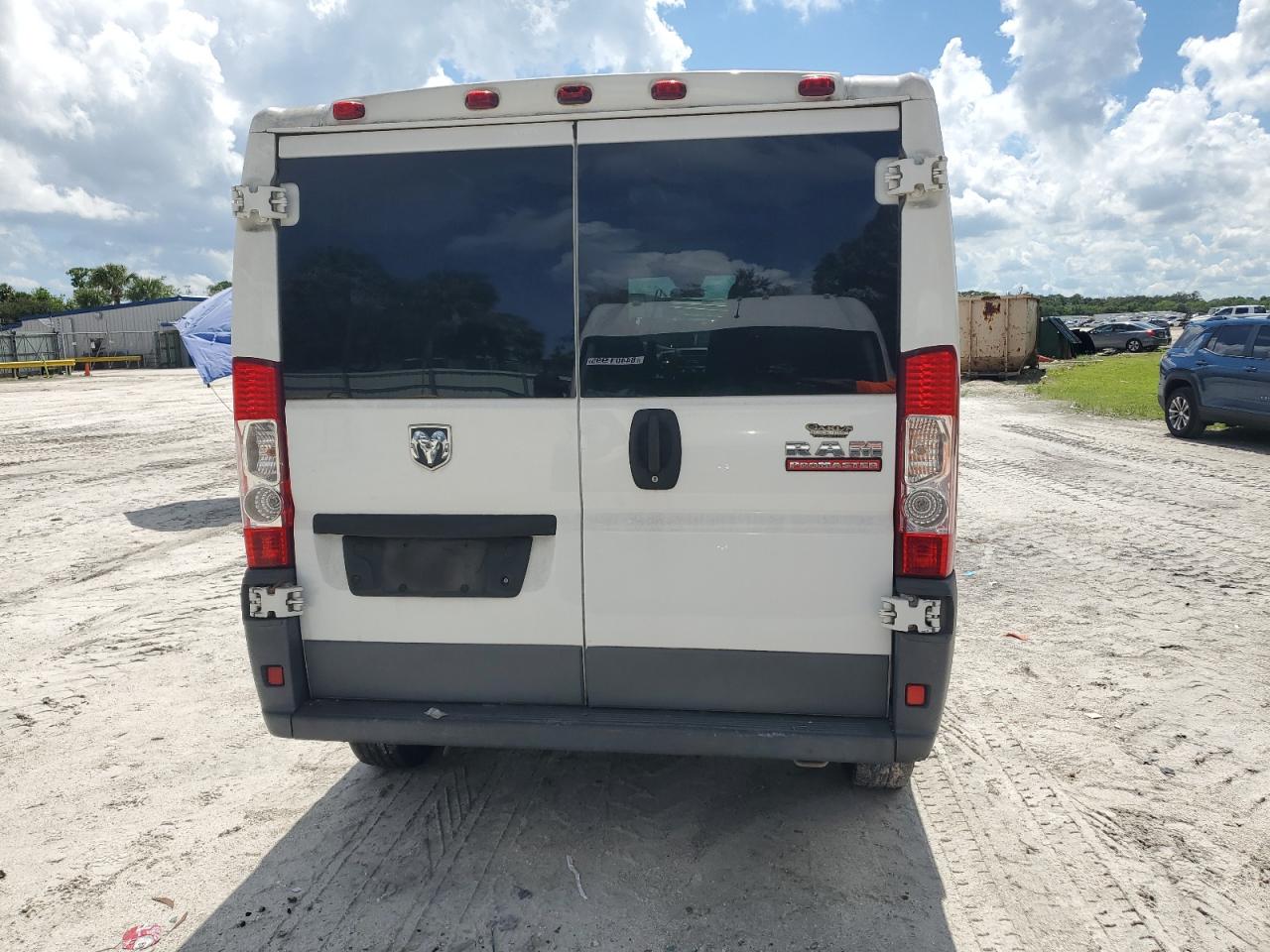 RAM PROMASTER 1500 STANDARD