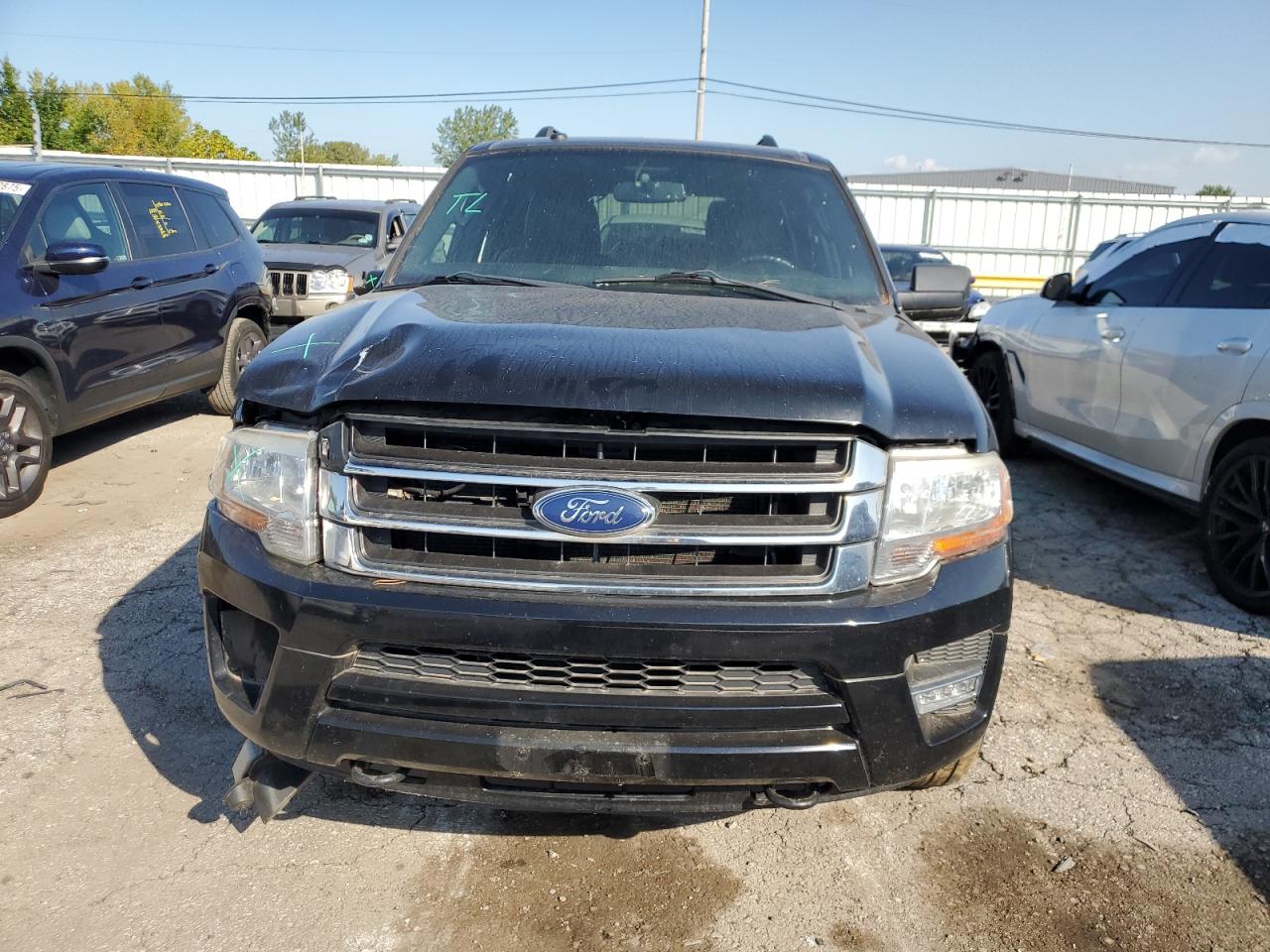 FORD EXPEDITION EL XLT