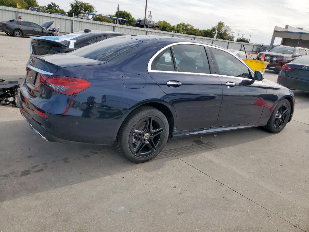 MERCEDES-BENZ E-CLASS 350