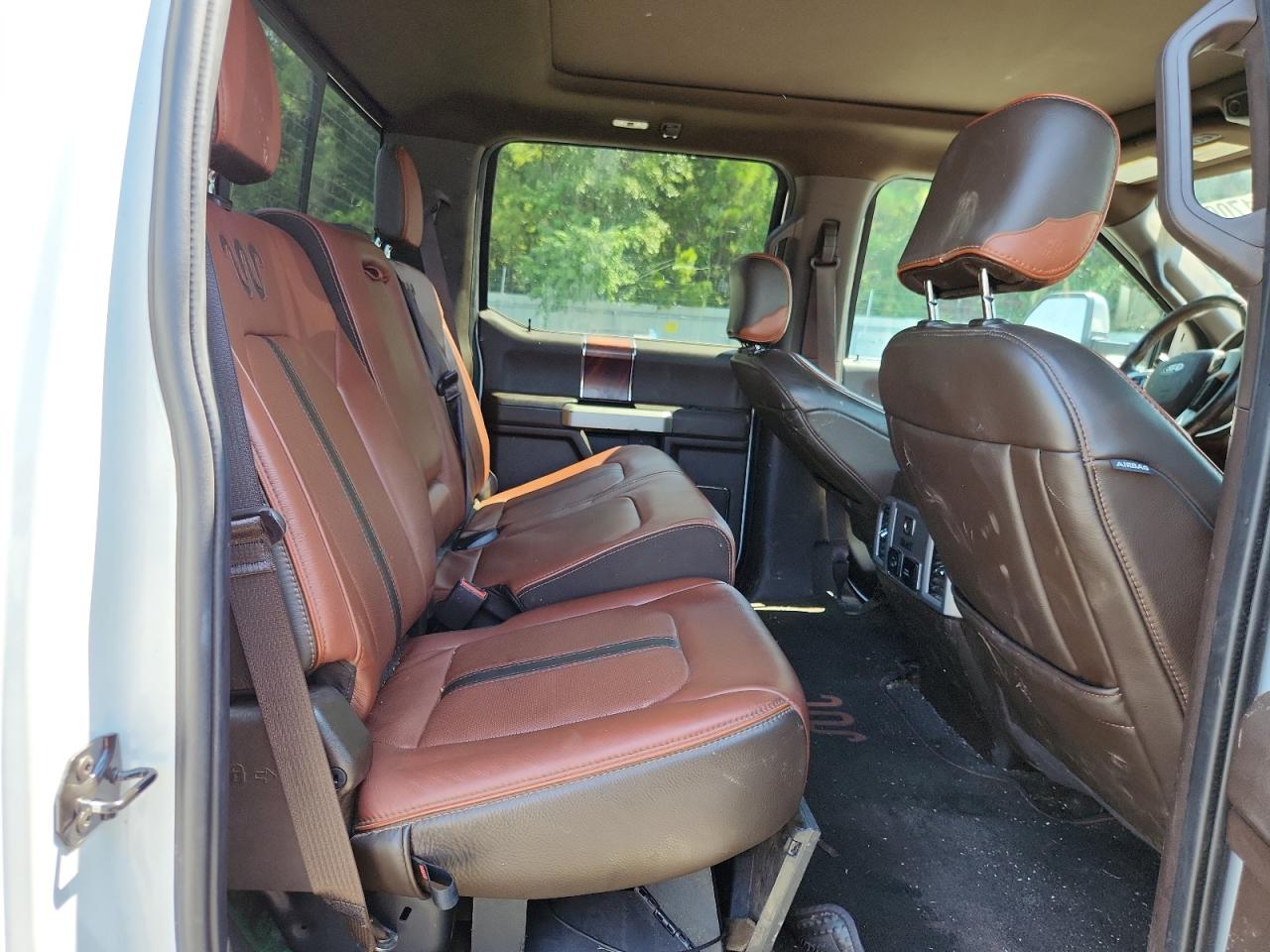 FORD F-450 SUPER DUTY