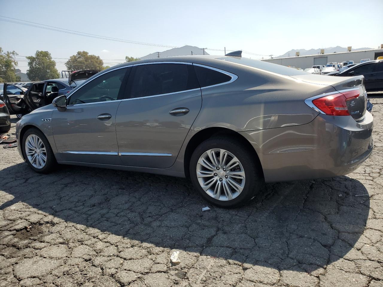 BUICK LACROSSE PREFERRED