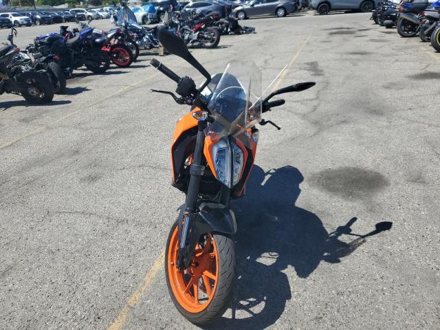 2017 KTM 390 DUKE MD2JPJ401HC209834