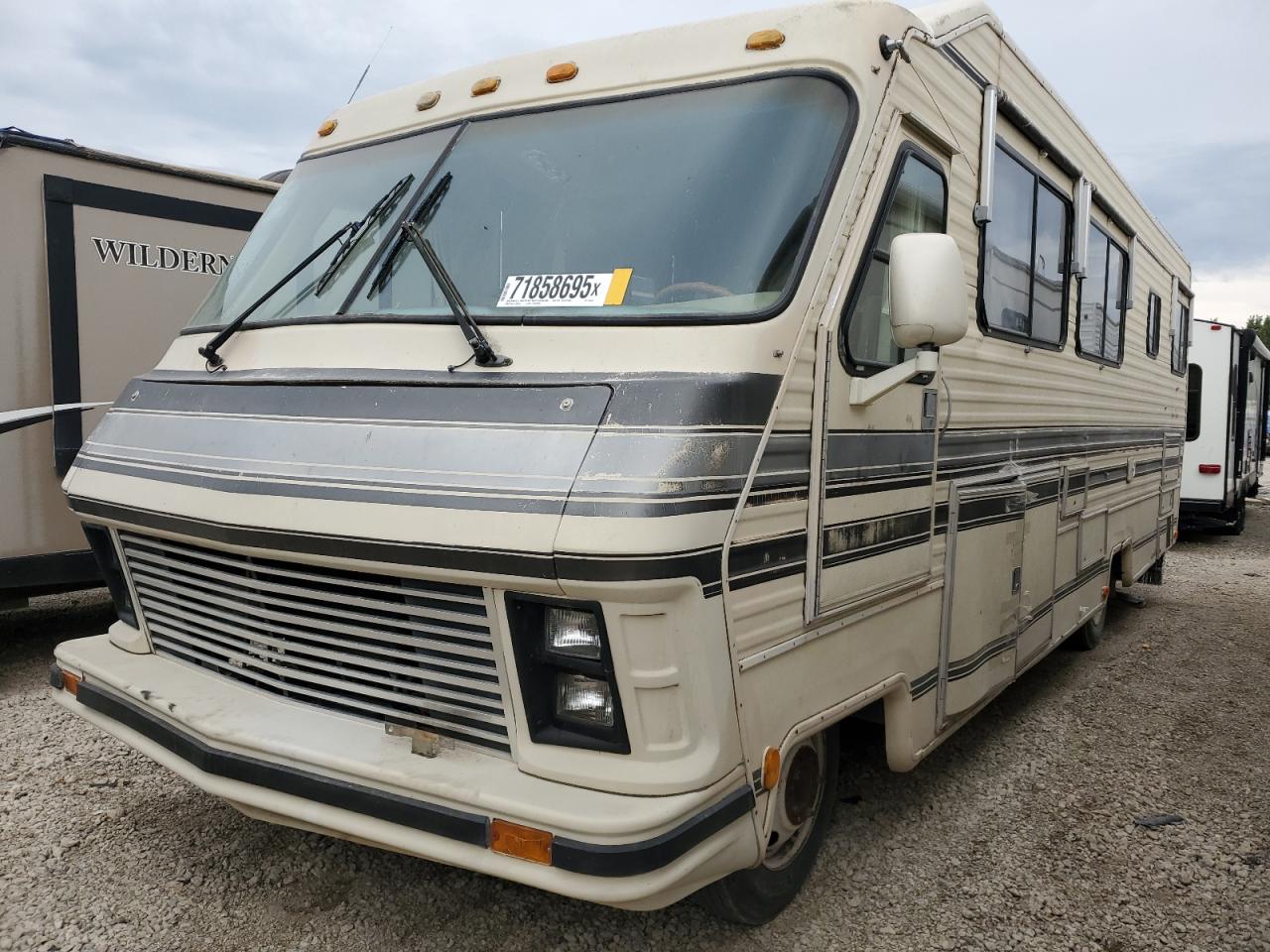 Lot #3246176093 1987 GMC MOTOR HOME